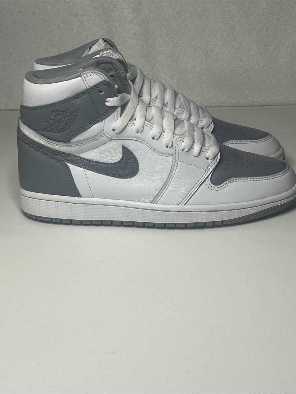 Nike Air Jordan 1 Retro High OG Stealth Size 8